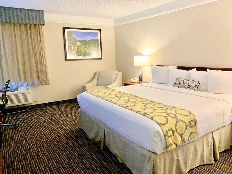 The Grand By Capital O Texarkana I-30 Экстерьер фото