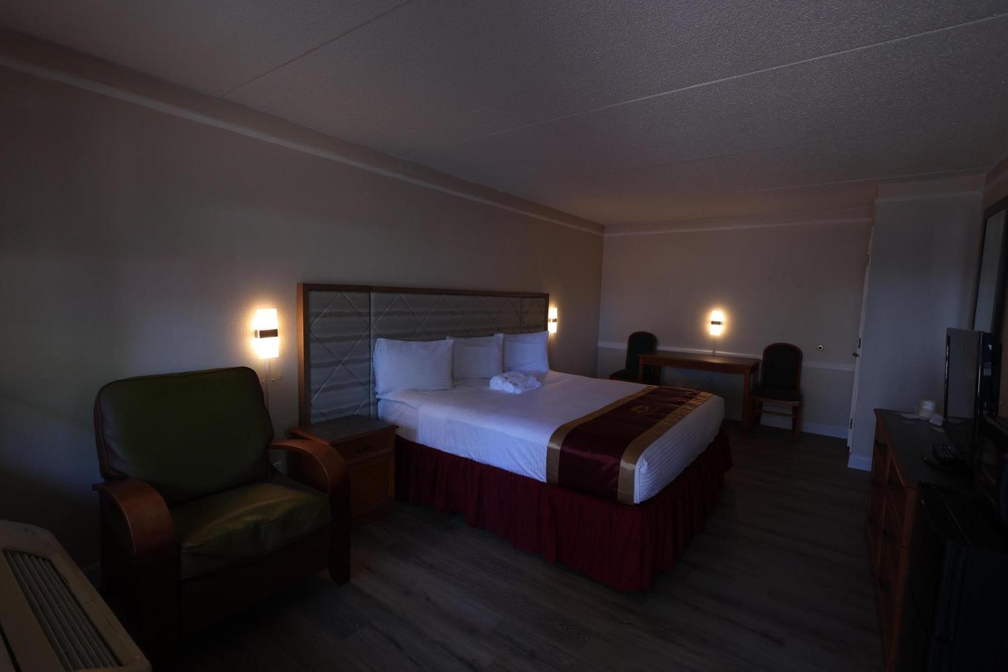 The Grand By Capital O Texarkana I-30 Экстерьер фото