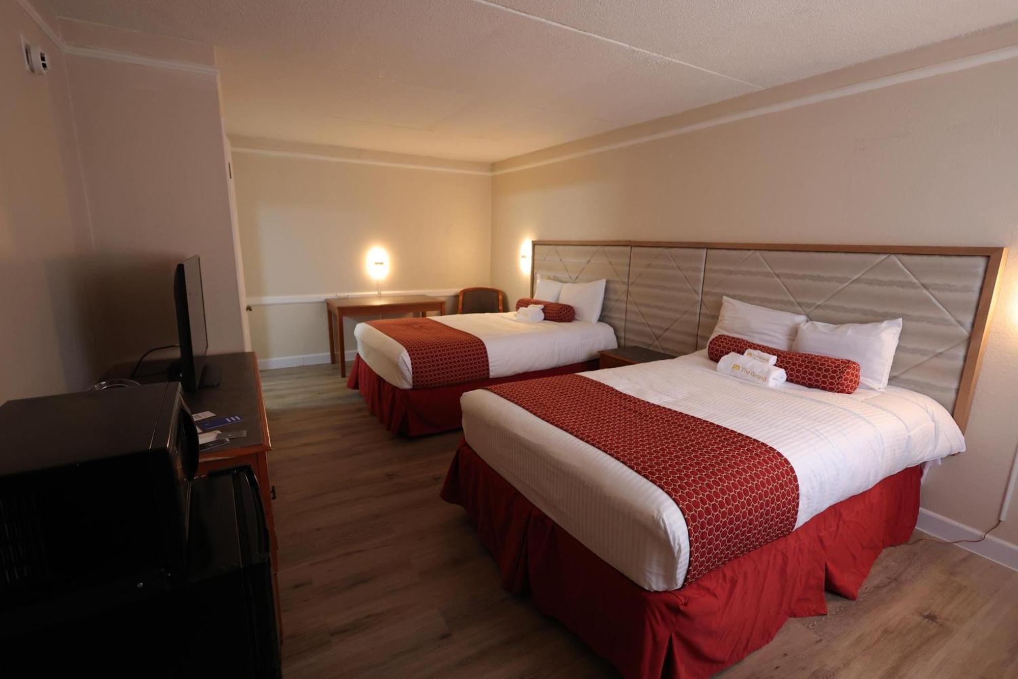 The Grand By Capital O Texarkana I-30 Экстерьер фото