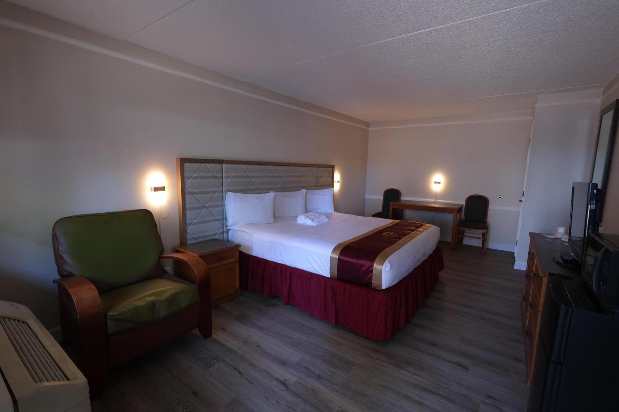 The Grand By Capital O Texarkana I-30 Экстерьер фото