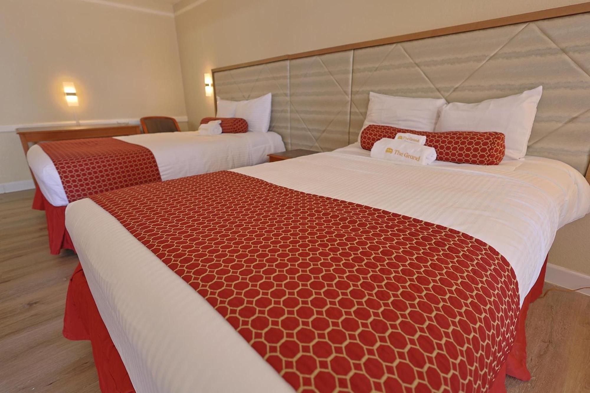 The Grand By Capital O Texarkana I-30 Экстерьер фото