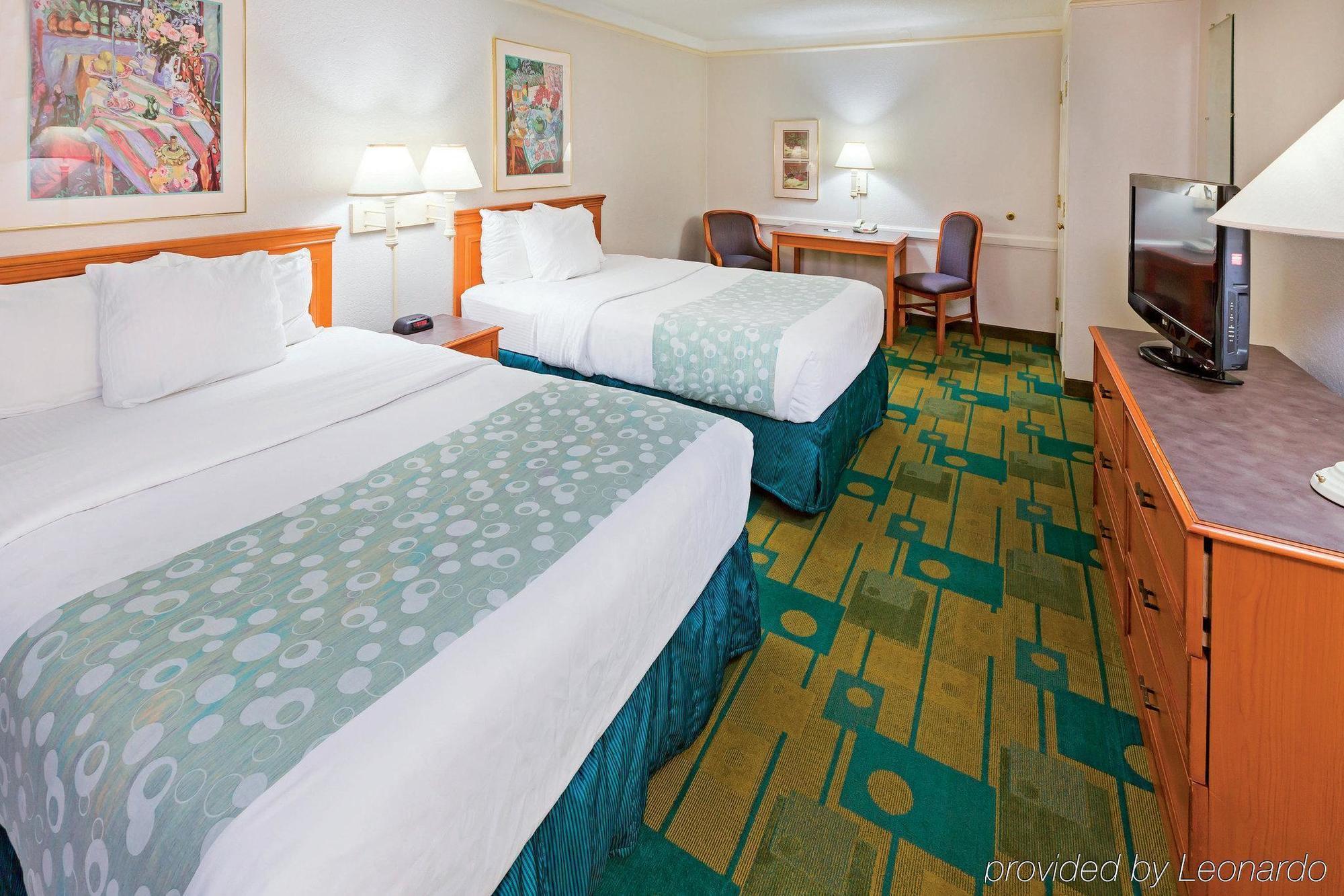 The Grand By Capital O Texarkana I-30 Экстерьер фото